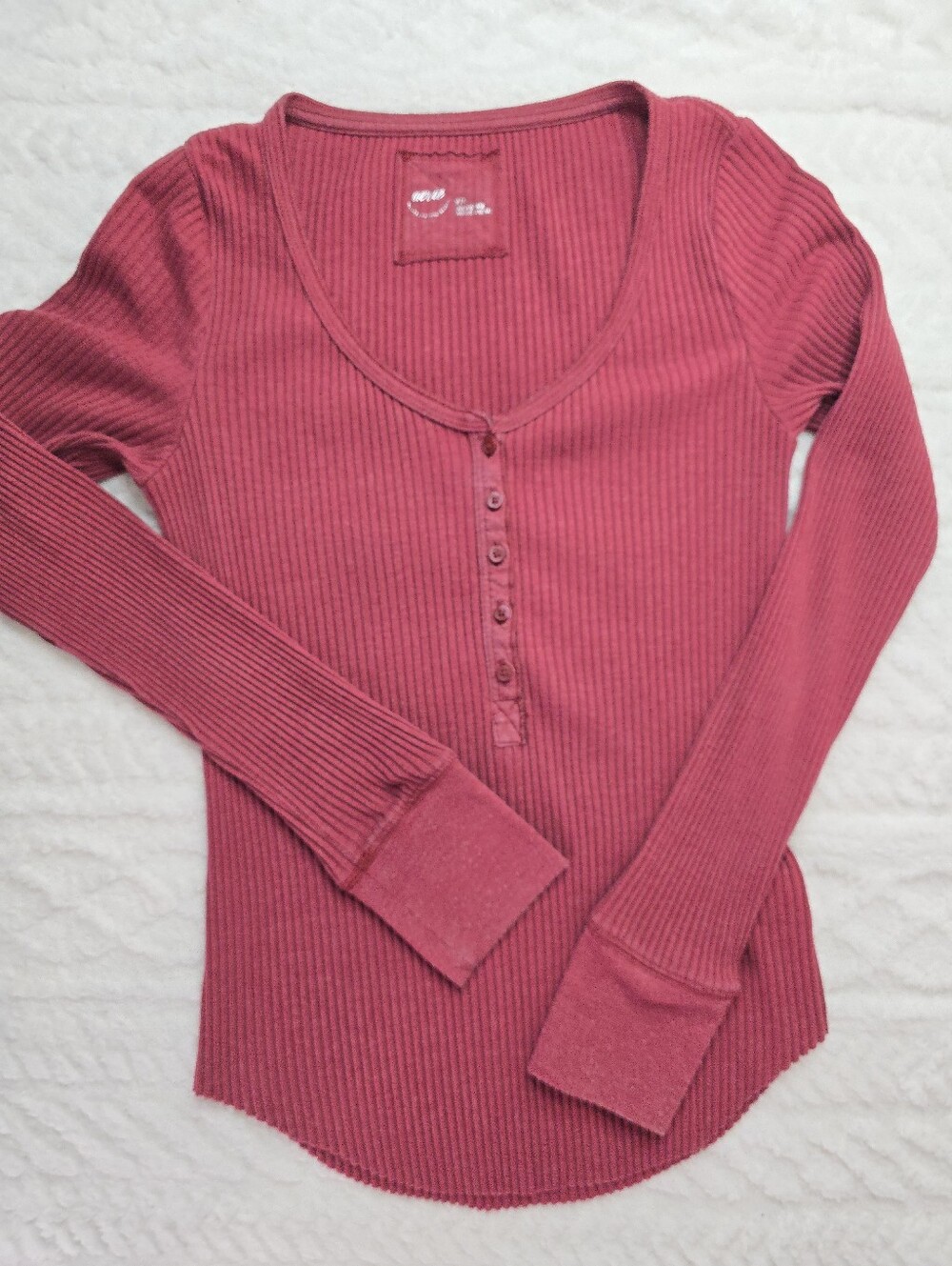Aerie Ribbed Henley Shirt Pink Button Scoop Neck Long Sleeve Fitted Stretch Y2K